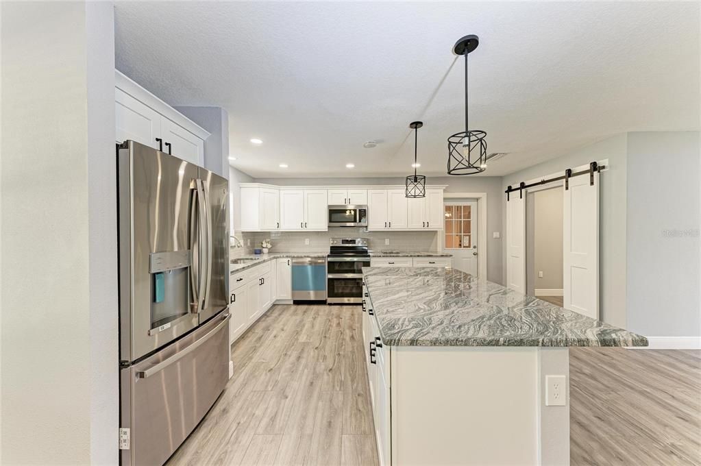 For Sale: $599,900 (3 beds, 2 baths, 1776 Square Feet)