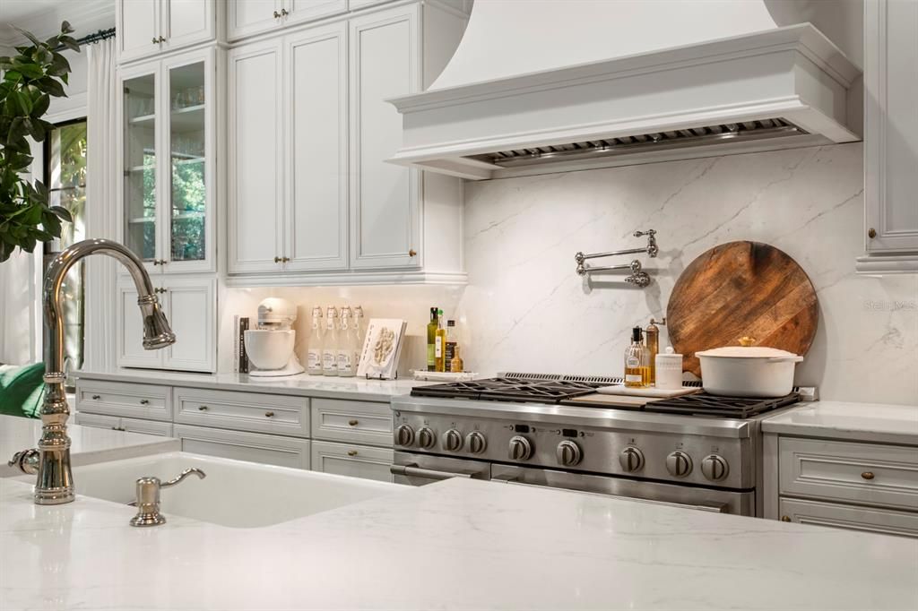 Active With Contract: $1,890,000 (4 beds, 3 baths, 2750 Square Feet)