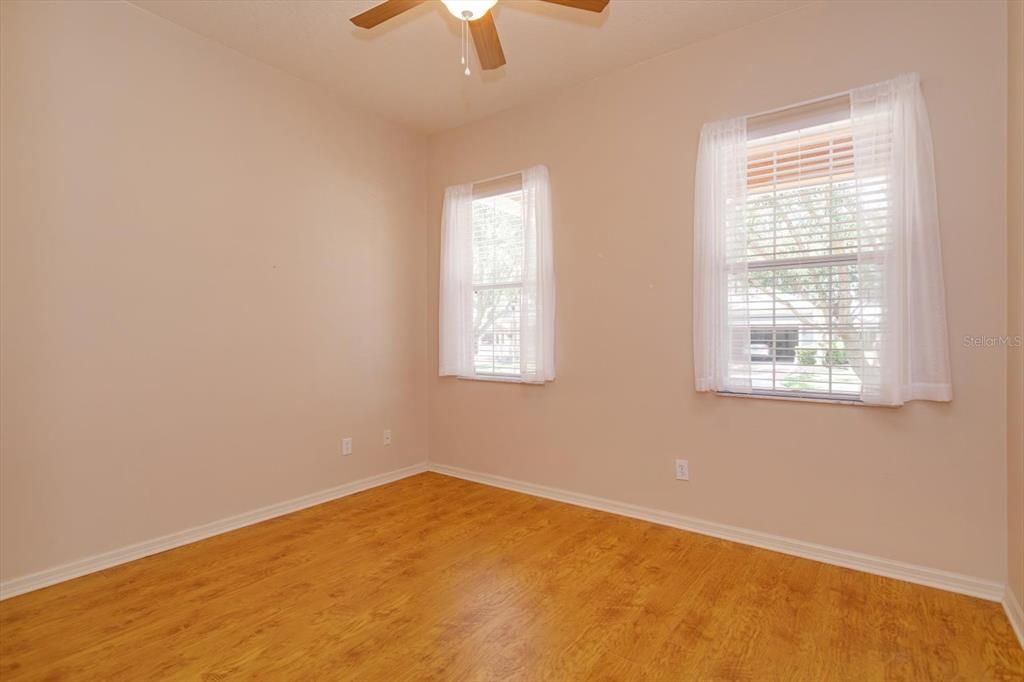 For Rent: $2,200 (3 beds, 2 baths, 1671 Square Feet)