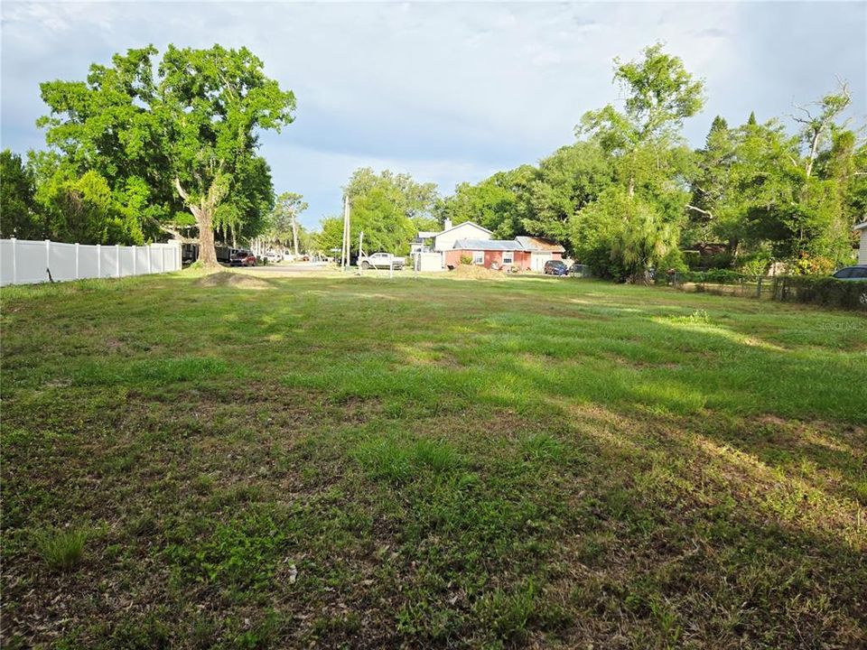 En Venta: $310,000 (0.23 acres)