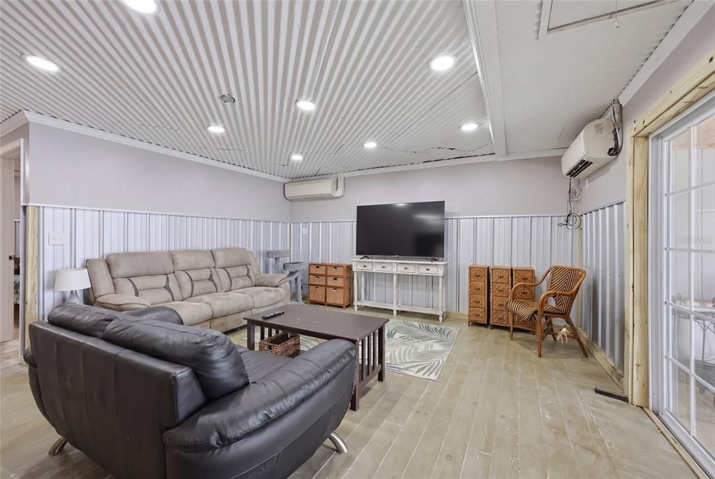 For Sale: $349,999 (0 beds, 0 baths, 2330 Square Feet)