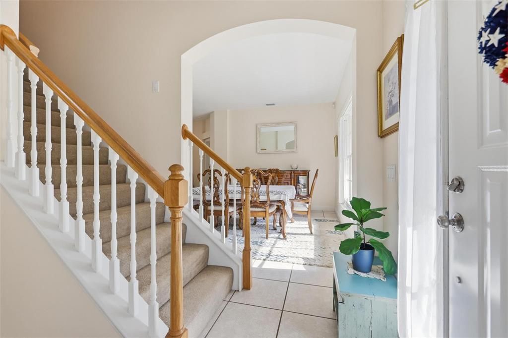 Activo con contrato: $639,900 (5 camas, 4 baños, 2726 Pies cuadrados)
