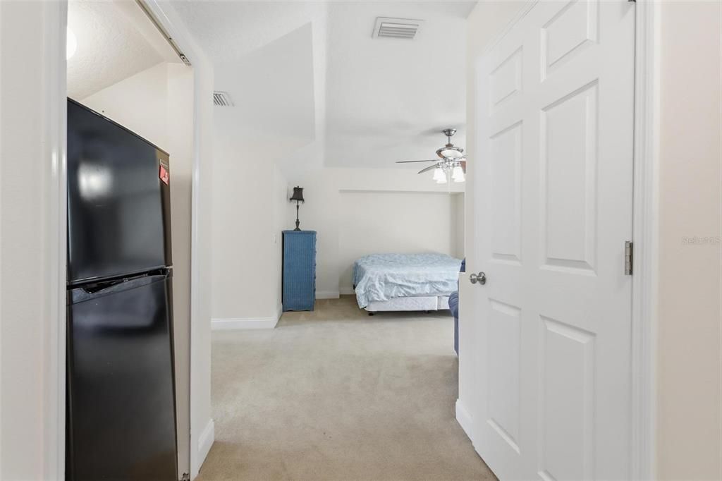 Activo con contrato: $639,900 (5 camas, 4 baños, 2726 Pies cuadrados)