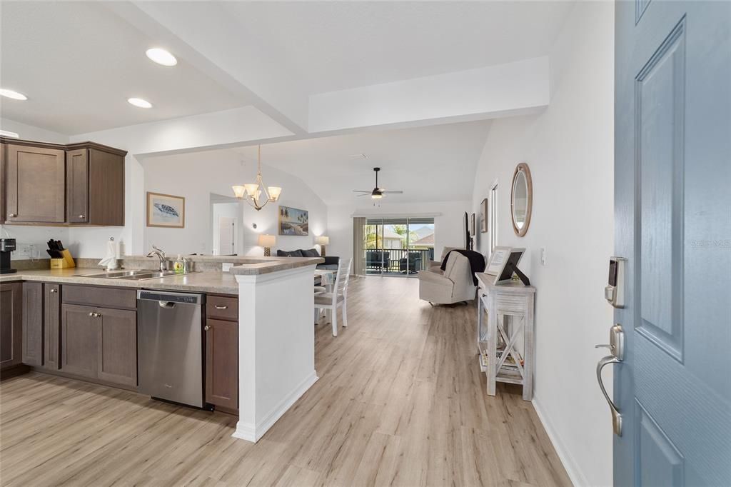 For Sale: $380,000 (3 beds, 2 baths, 1639 Square Feet)