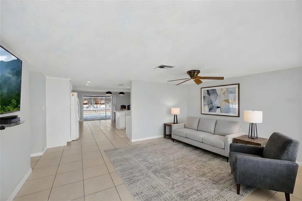 Activo con contrato: $482,000 (3 camas, 2 baños, 1512 Pies cuadrados)