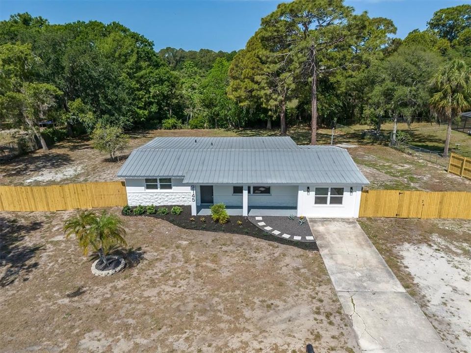 Activo con contrato: $389,000 (3 camas, 2 baños, 1550 Pies cuadrados)