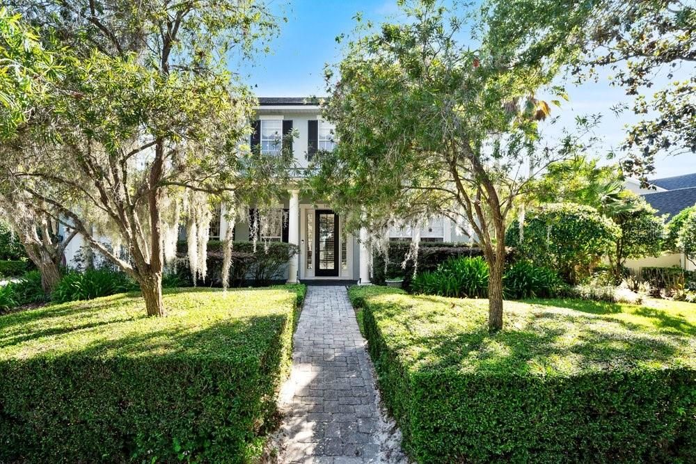 For Sale: $810,000 (4 beds, 4 baths, 3653 Square Feet)