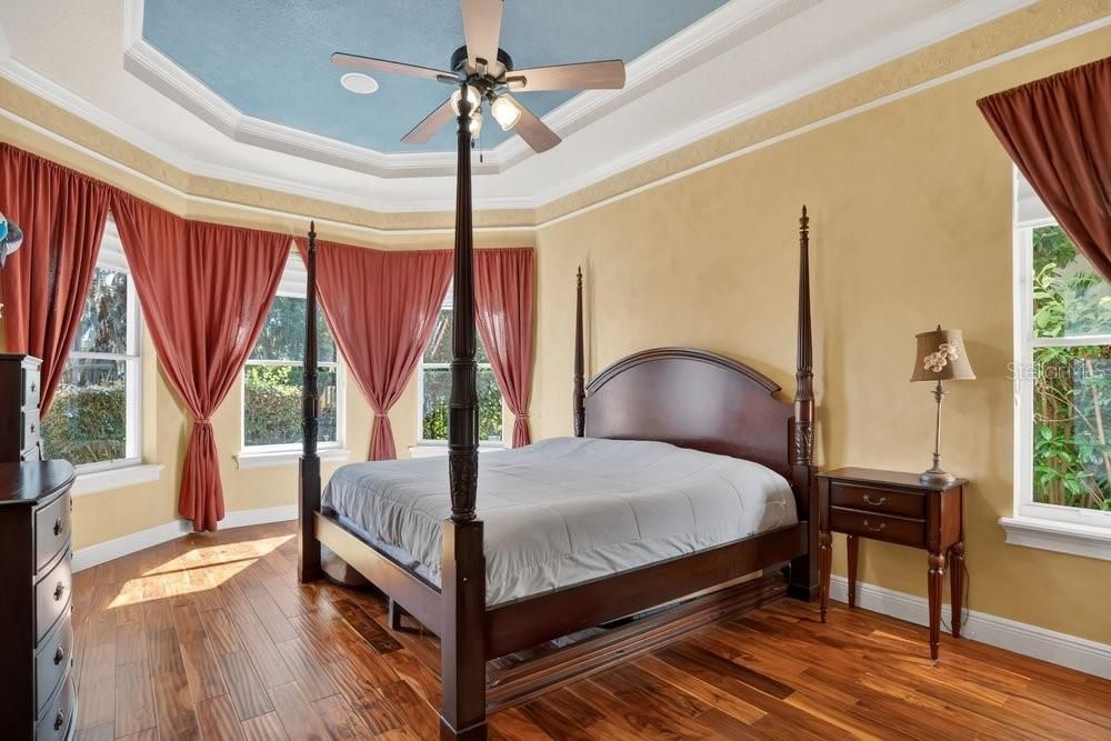 For Sale: $810,000 (4 beds, 4 baths, 3653 Square Feet)