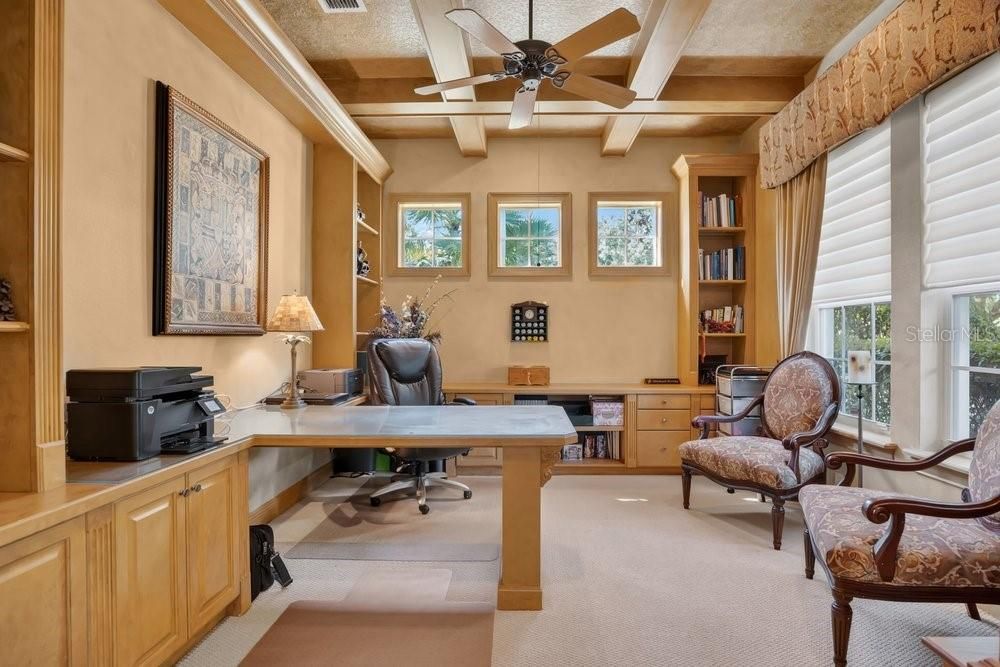 For Sale: $810,000 (4 beds, 4 baths, 3653 Square Feet)
