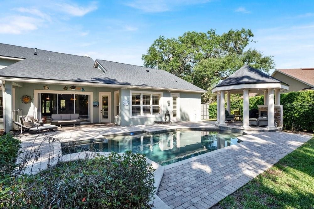 For Sale: $810,000 (4 beds, 4 baths, 3653 Square Feet)