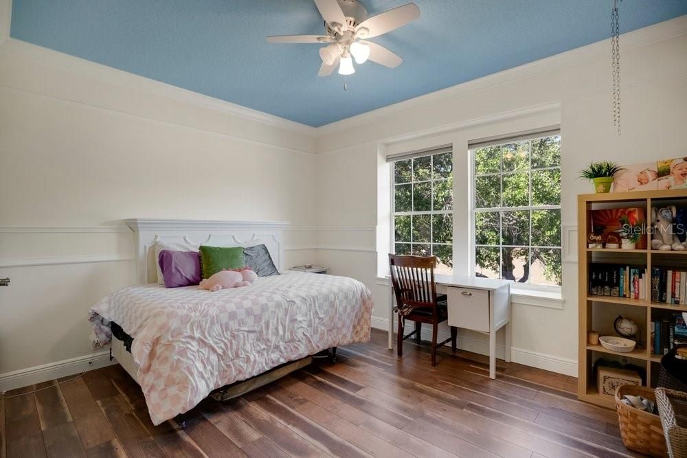 For Sale: $810,000 (4 beds, 4 baths, 3653 Square Feet)