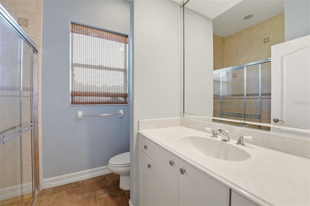 En Venta: $599,900 (3 camas, 2 baños, 2578 Pies cuadrados)