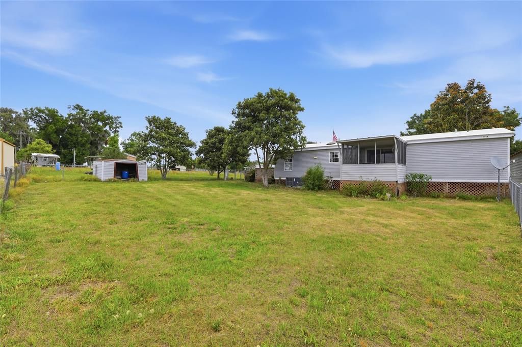 Activo con contrato: $215,000 (3 camas, 2 baños, 1296 Pies cuadrados)