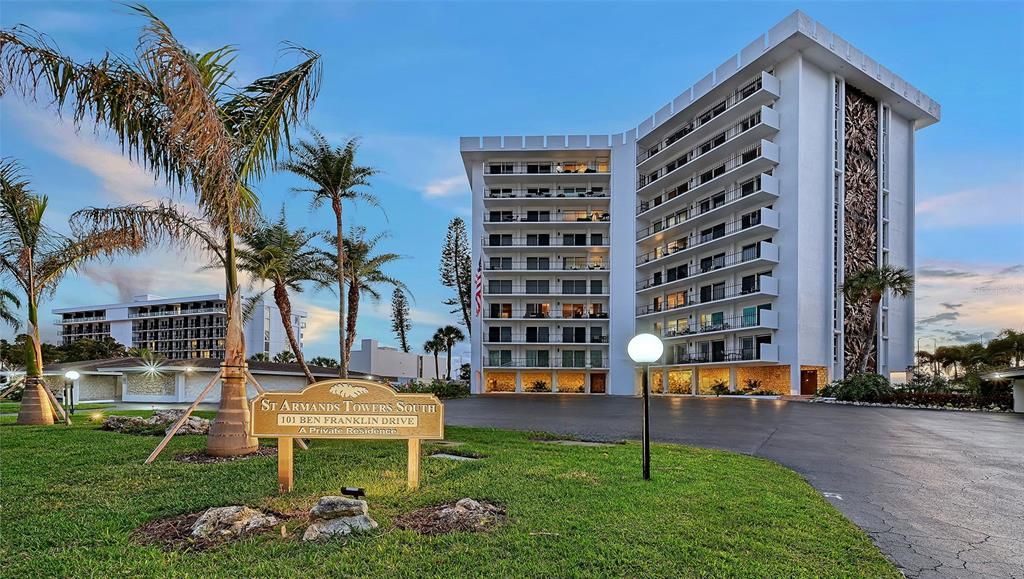 En Venta: $3,450,000 (4 camas, 4 baños, 2550 Pies cuadrados)