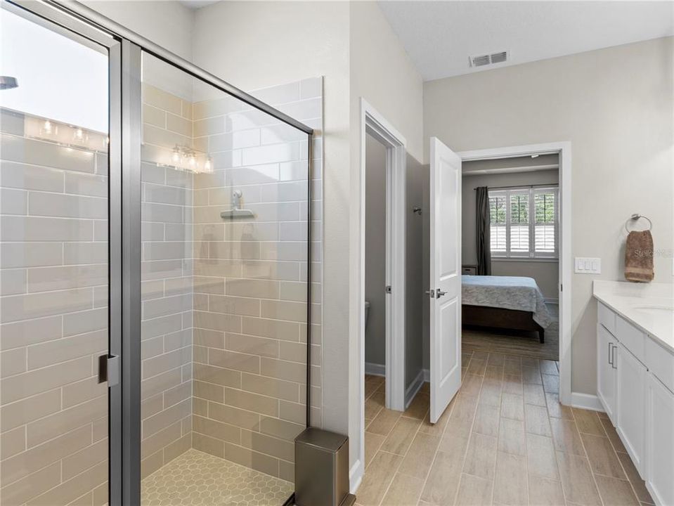 Active With Contract: $419,000 (4 beds, 3 baths, 2310 Square Feet)