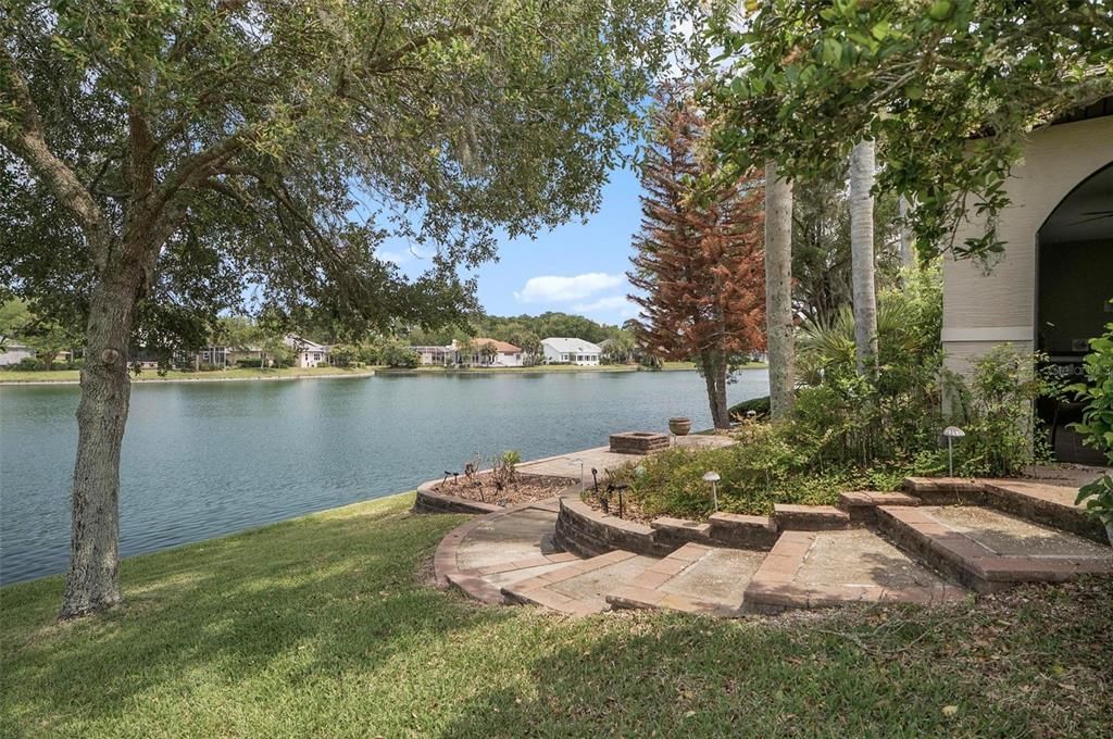 For Sale: $569,999 (3 beds, 2 baths, 1942 Square Feet)