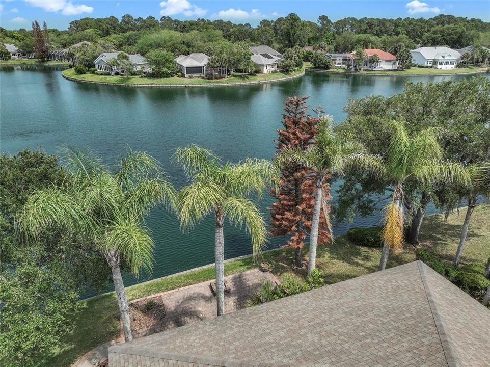 For Sale: $569,999 (3 beds, 2 baths, 1942 Square Feet)