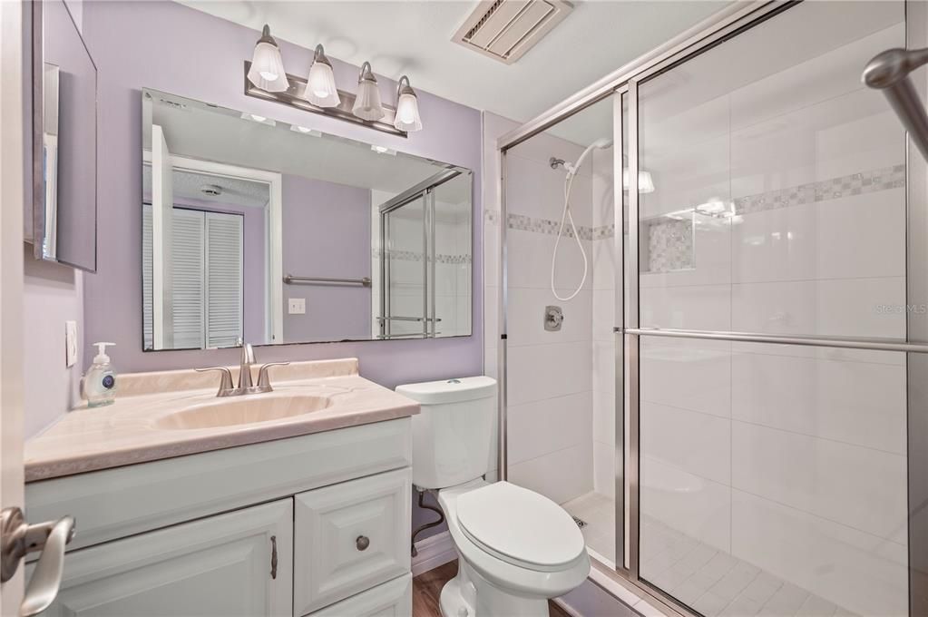 En Venta: $259,900 (2 camas, 2 baños, 1070 Pies cuadrados)