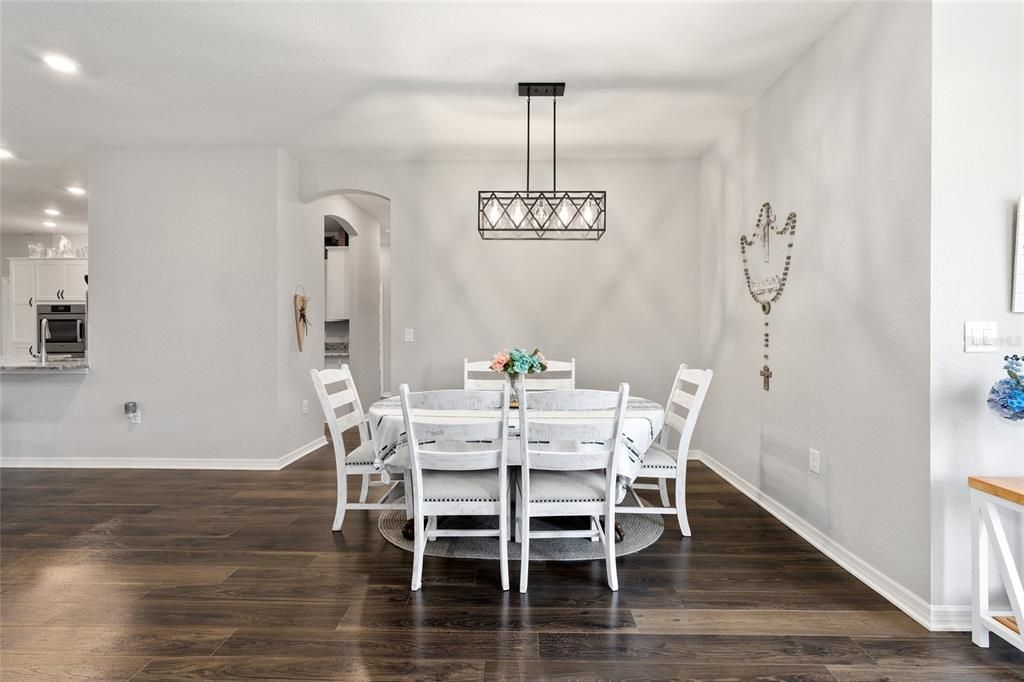 Active With Contract: $398,750 (4 beds, 3 baths, 2349 Square Feet)