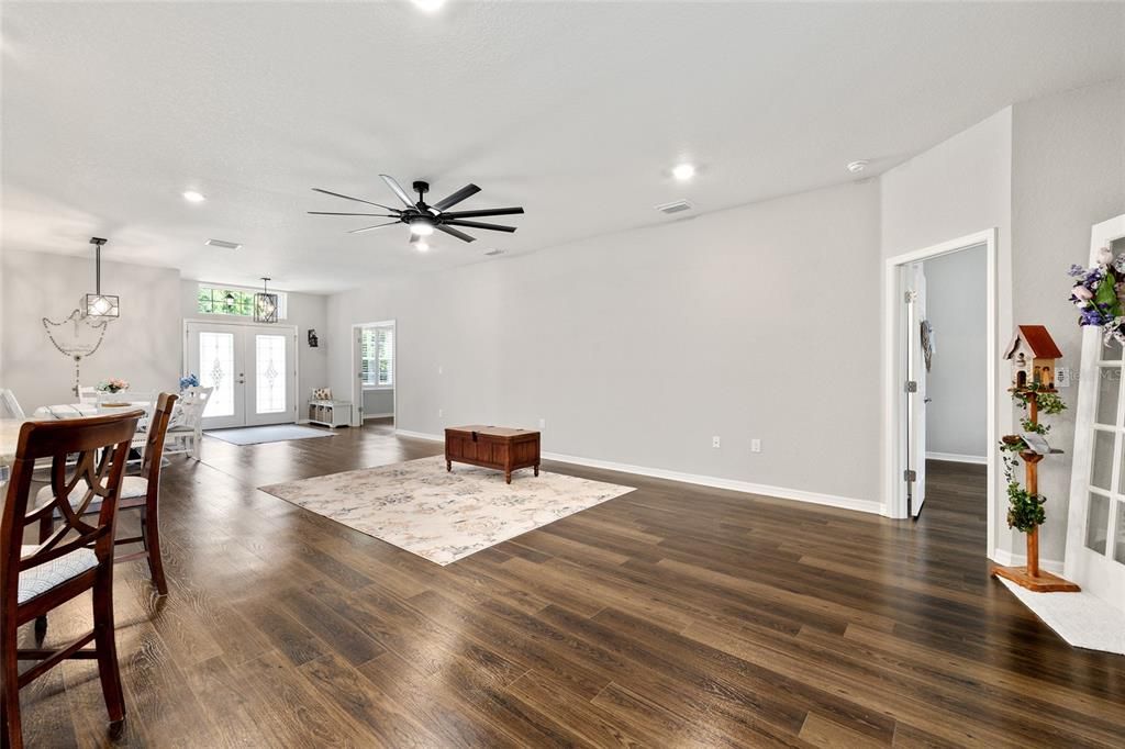 Active With Contract: $398,750 (4 beds, 3 baths, 2349 Square Feet)