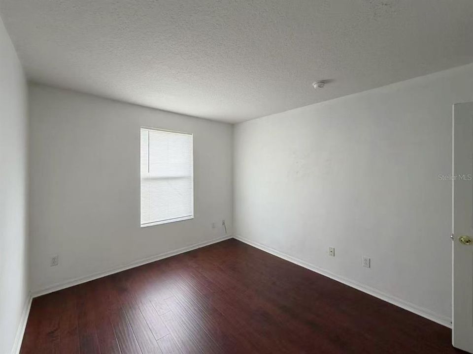 На продажу: $339,000 (3 спален, 2 ванн, 1716 Квадратных фут)