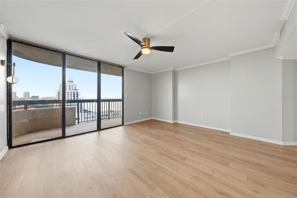 En Venta: $530,000 (2 camas, 2 baños, 1376 Pies cuadrados)