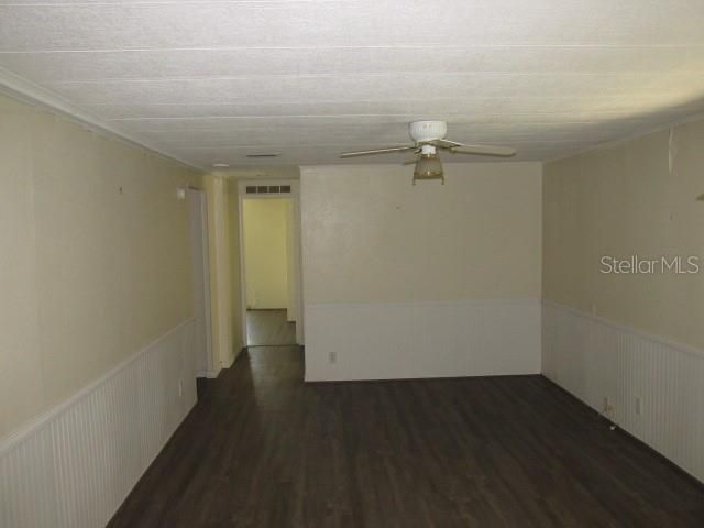 На продажу: $199,900 (2 спален, 2 ванн, 1558 Квадратных фут)