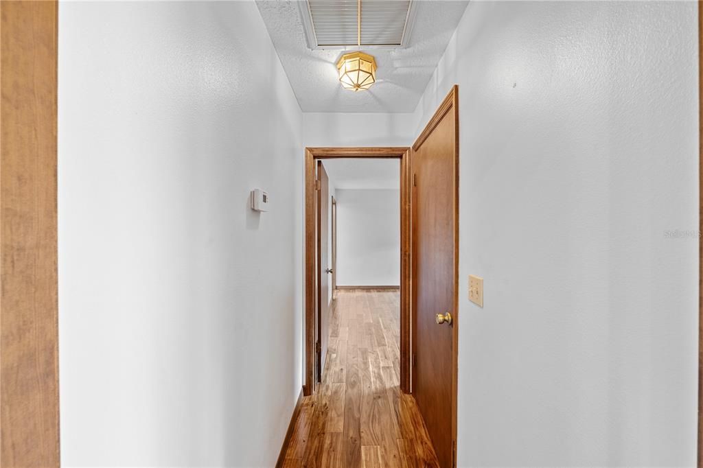En Venta: $463,000 (3 camas, 2 baños, 1618 Pies cuadrados)