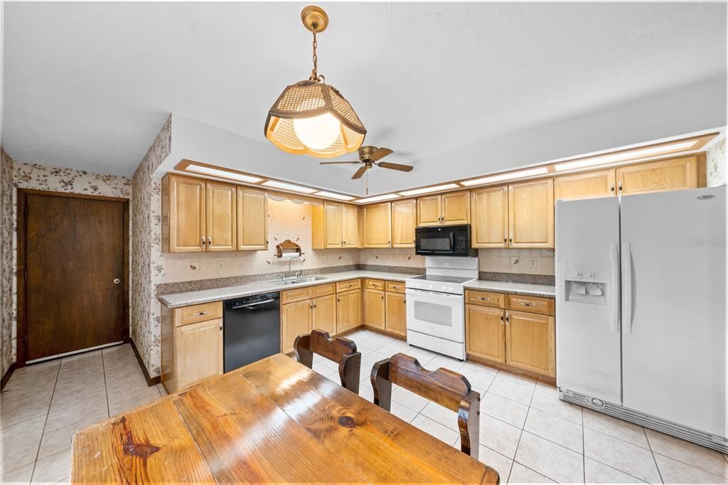 En Venta: $463,000 (3 camas, 2 baños, 1618 Pies cuadrados)