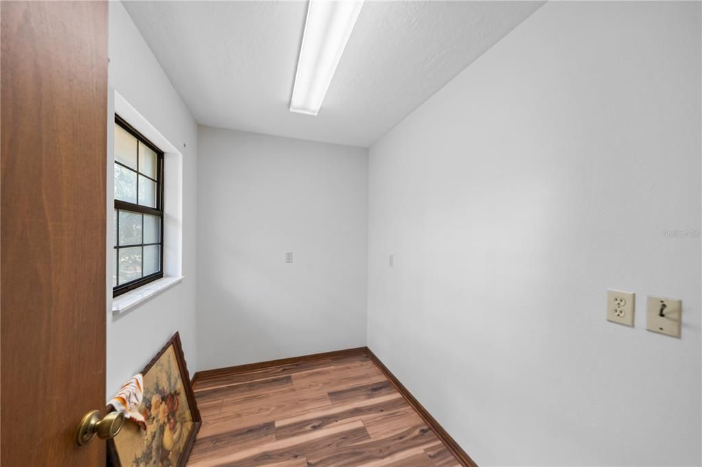 En Venta: $463,000 (3 camas, 2 baños, 1618 Pies cuadrados)