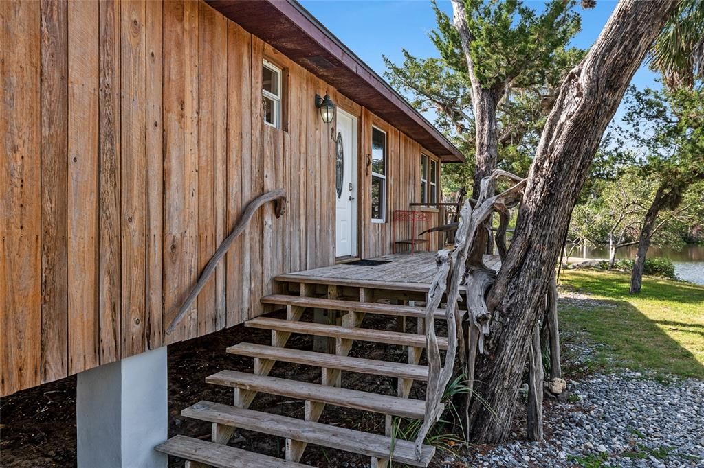 En Venta: $549,000 (3 camas, 2 baños, 1144 Pies cuadrados)