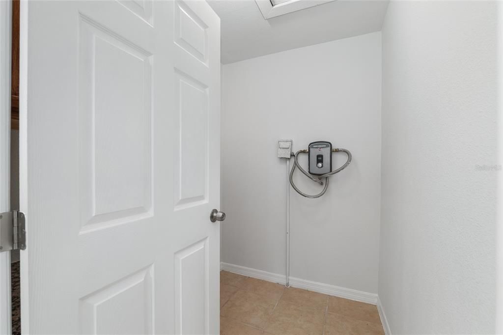 En Venta: $549,000 (3 camas, 2 baños, 1144 Pies cuadrados)