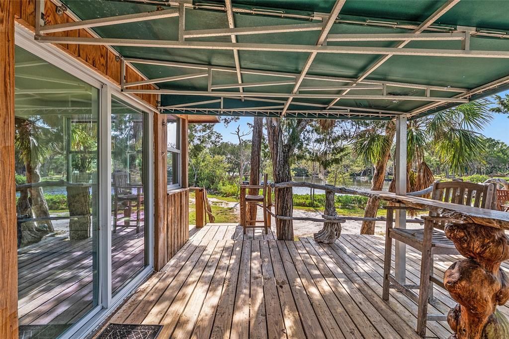 En Venta: $549,000 (3 camas, 2 baños, 1144 Pies cuadrados)