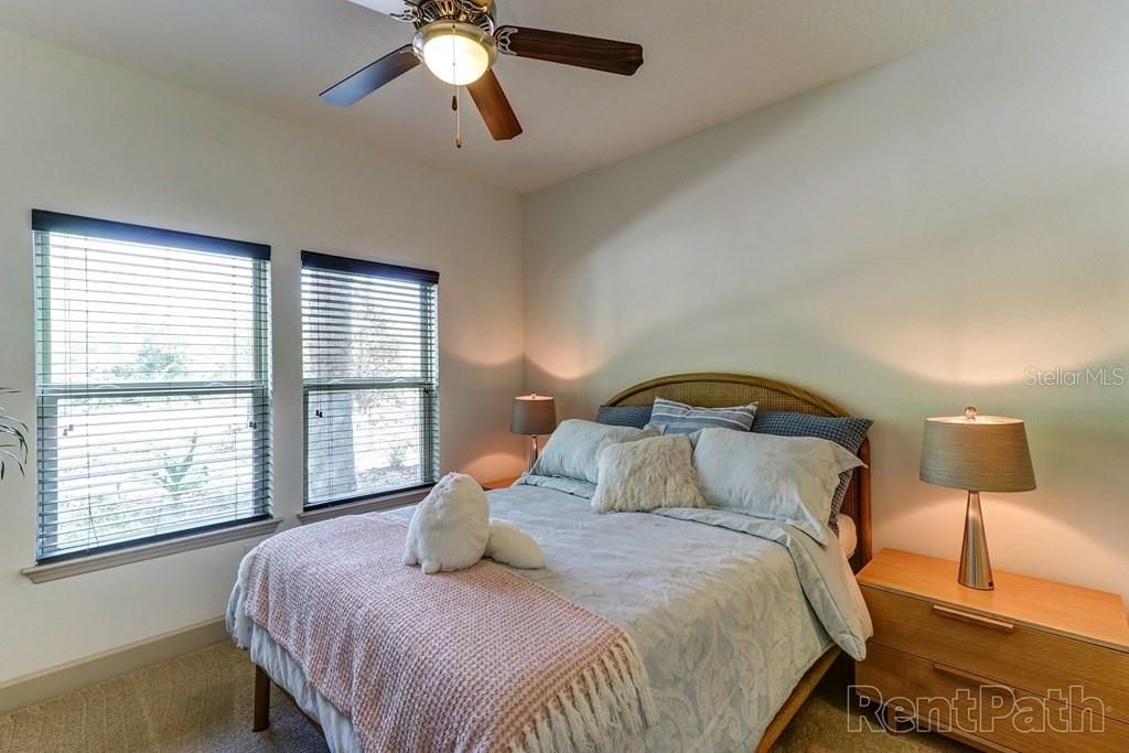 For Rent: $1,527 (1 beds, 1 baths, 746 Square Feet)