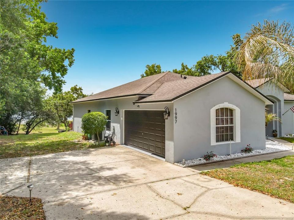 На продажу: $454,999 (3 спален, 2 ванн, 2340 Квадратных фут)