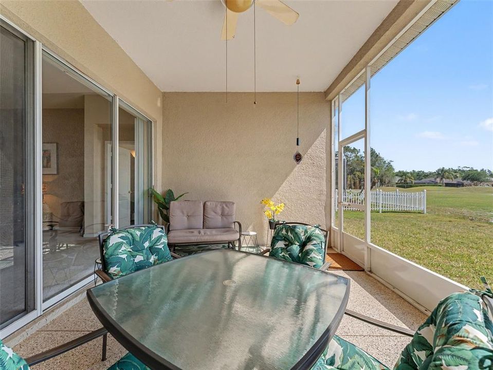 Activo con contrato: $414,900 (4 camas, 3 baños, 2184 Pies cuadrados)