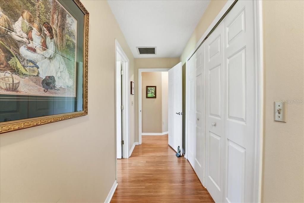 En Venta: $675,000 (5 camas, 2 baños, 2756 Pies cuadrados)