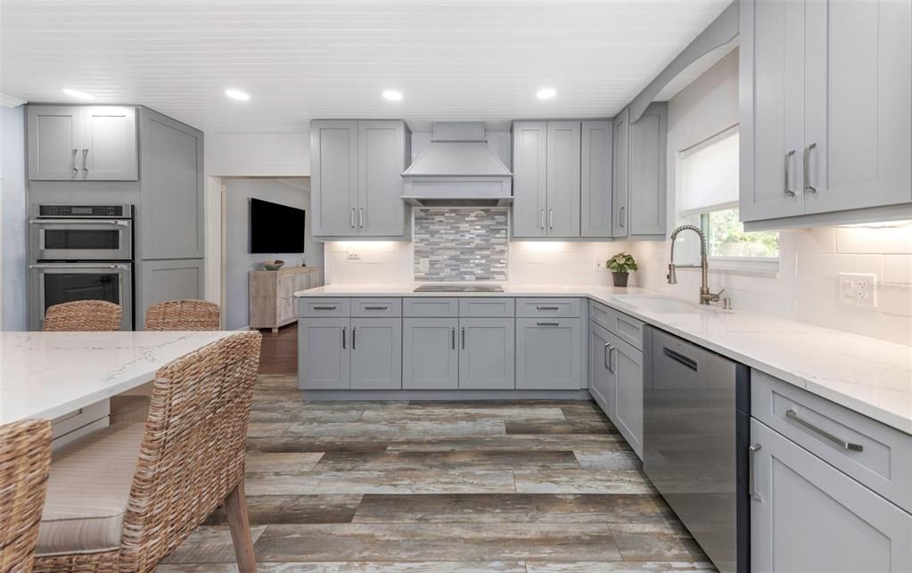 Active With Contract: $722,000 (4 beds, 3 baths, 2167 Square Feet)
