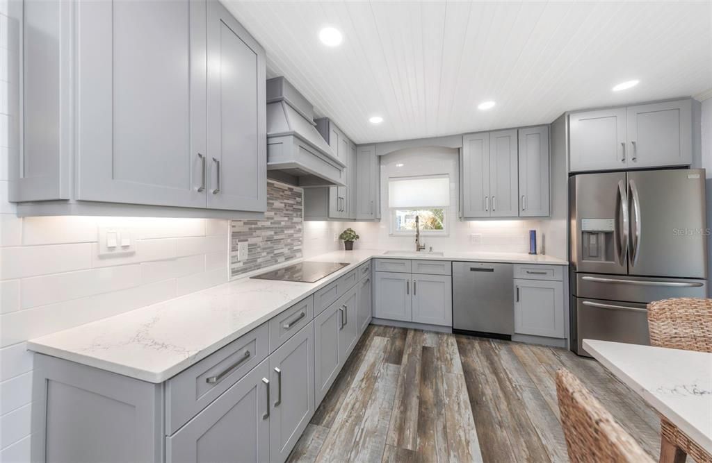 Active With Contract: $722,000 (4 beds, 3 baths, 2167 Square Feet)