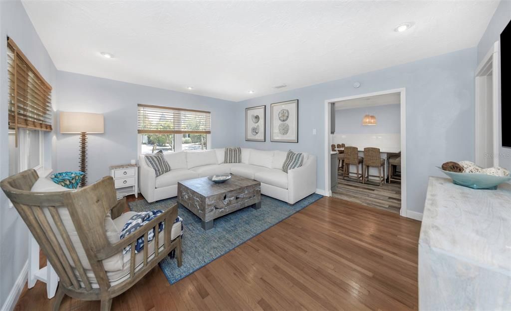 Active With Contract: $722,000 (4 beds, 3 baths, 2167 Square Feet)