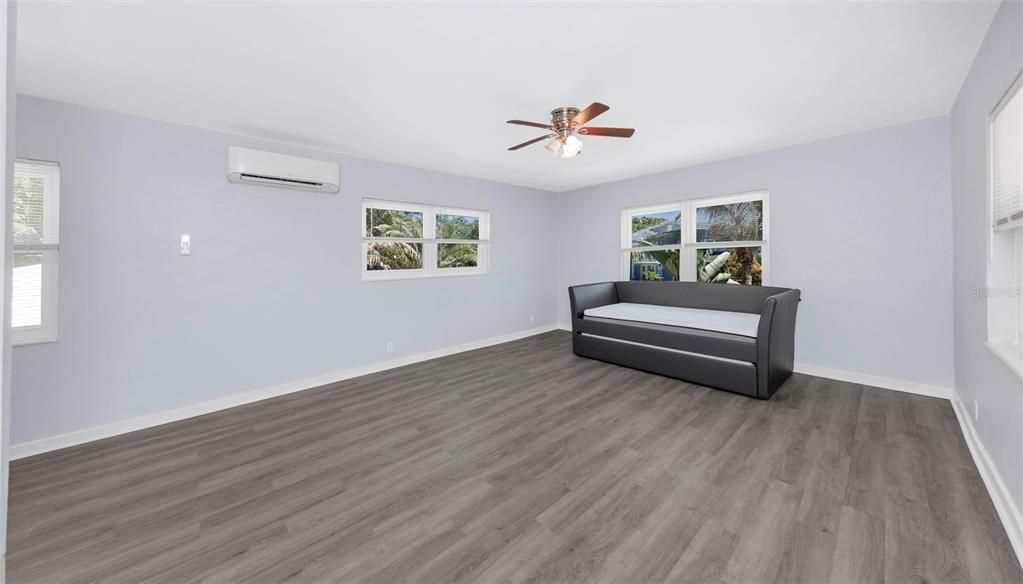 Active With Contract: $722,000 (4 beds, 3 baths, 2167 Square Feet)