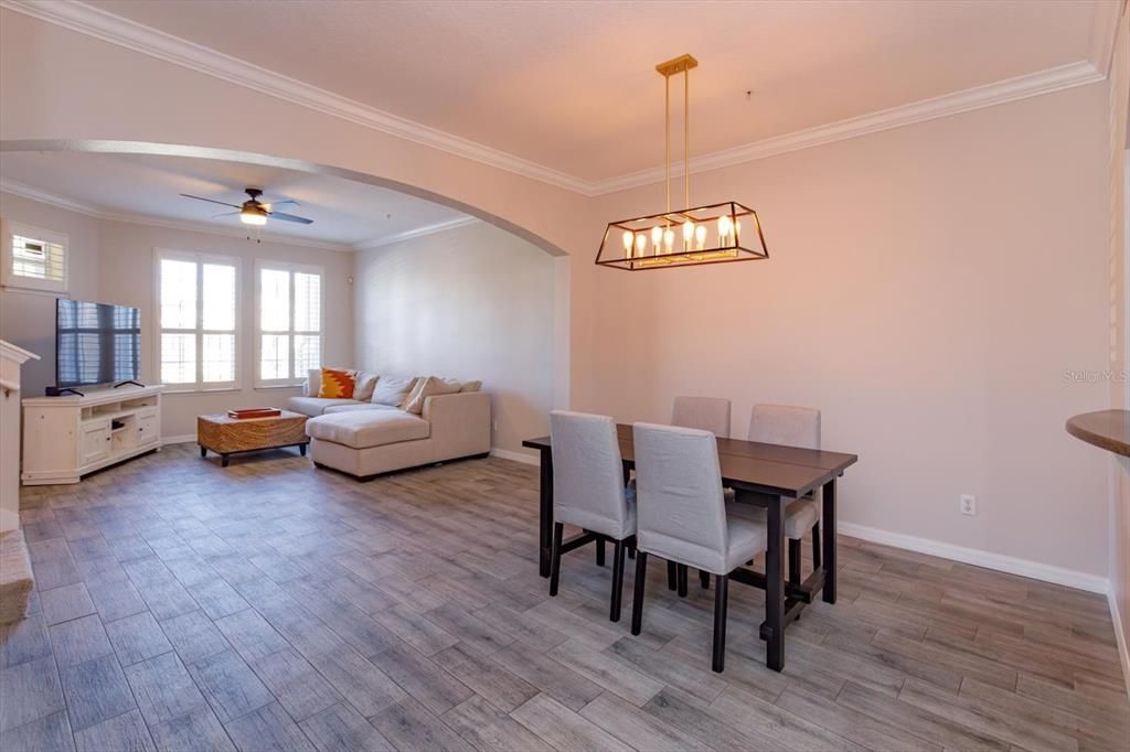 На продажу: $399,000 (3 спален, 2 ванн, 1789 Квадратных фут)