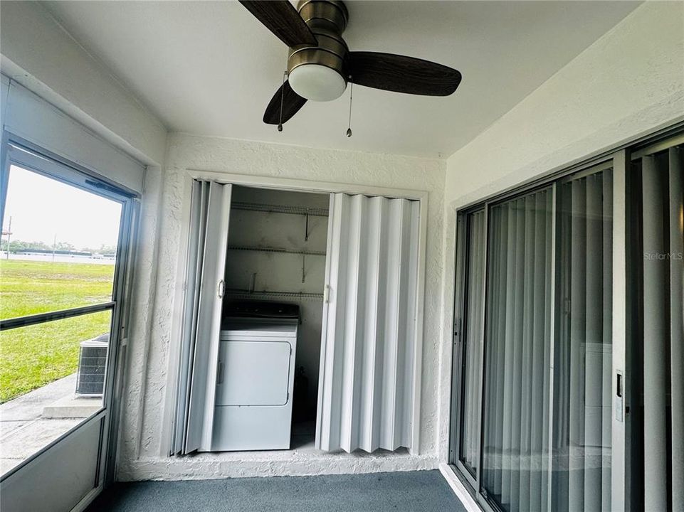 В аренду: $1,600 (2 спален, 2 ванн, 960 Квадратных фут)