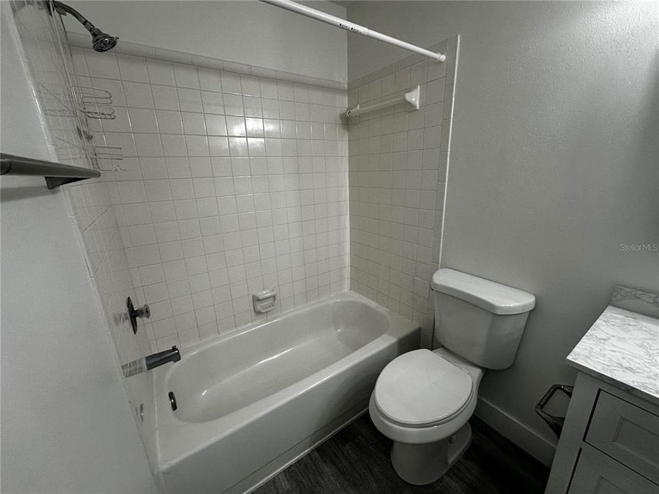 В аренду: $1,600 (2 спален, 2 ванн, 960 Квадратных фут)