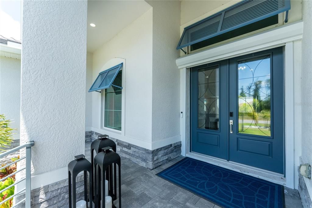 For Sale: $699,900 (3 beds, 3 baths, 2253 Square Feet)