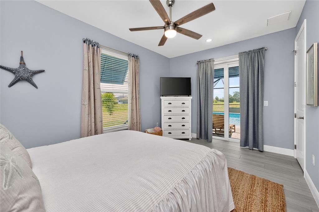 For Sale: $699,900 (3 beds, 3 baths, 2253 Square Feet)
