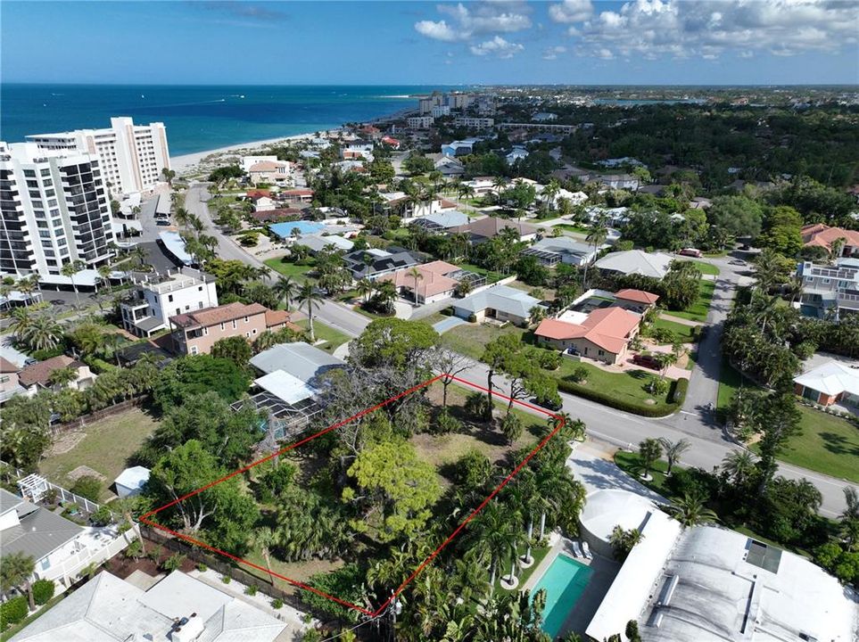 For Sale: $1,300,000 (0.38 acres)