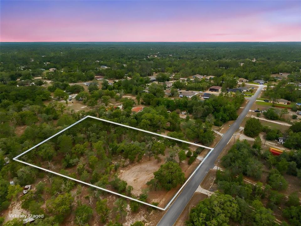 En Venta: $195,000 (2.60 acres)