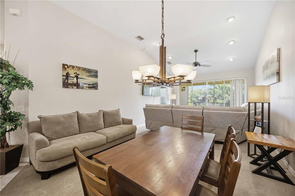For Sale: $235,000 (2 beds, 2 baths, 1496 Square Feet)