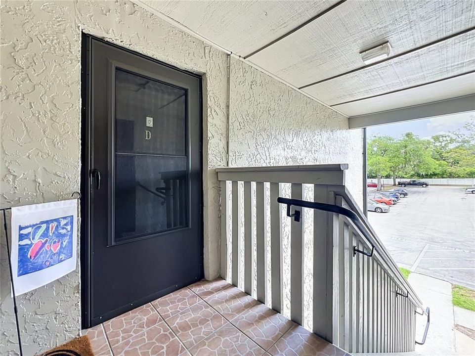 Activo con contrato: $169,999 (2 camas, 1 baños, 1020 Pies cuadrados)